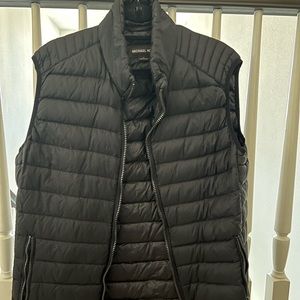 Michael Kors puffer vest size xl